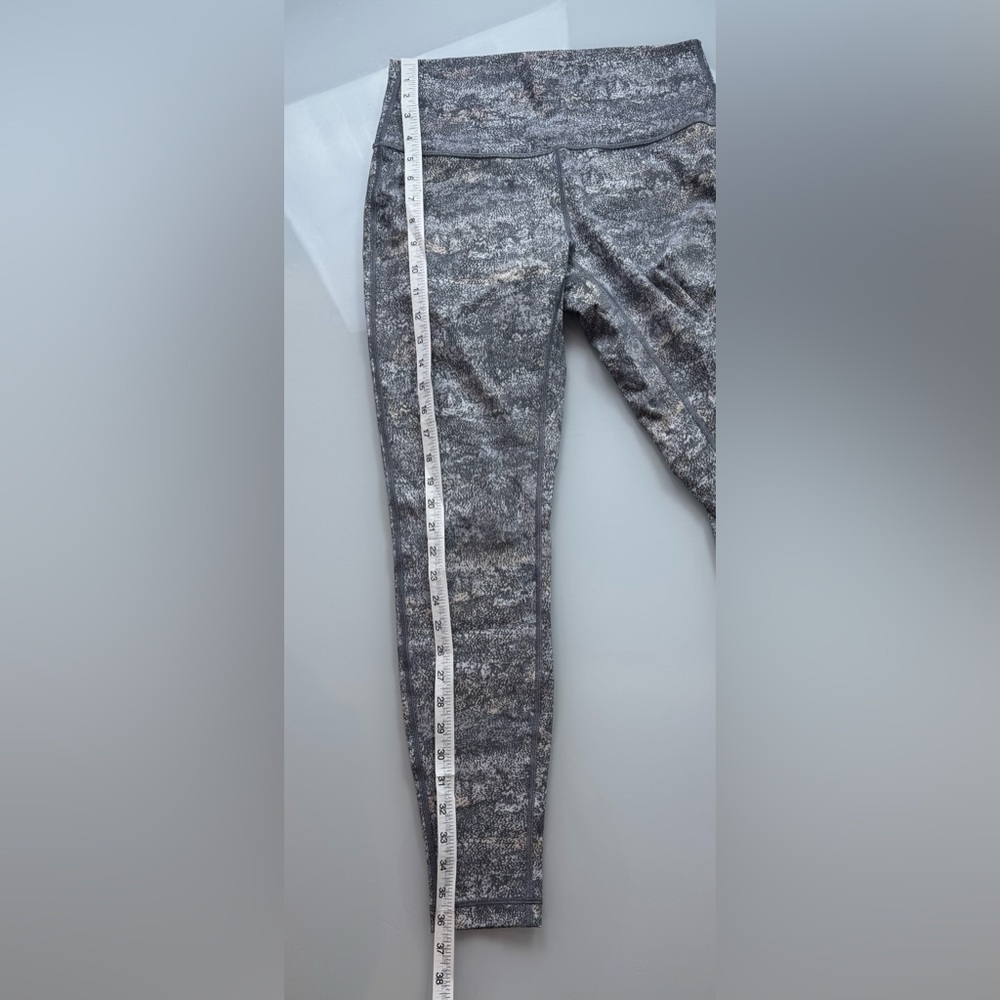 Lululemon Athletica Gray Patterned Leggings Size 10 - Picture 7 of 7